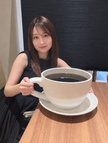 一条 玲奈
